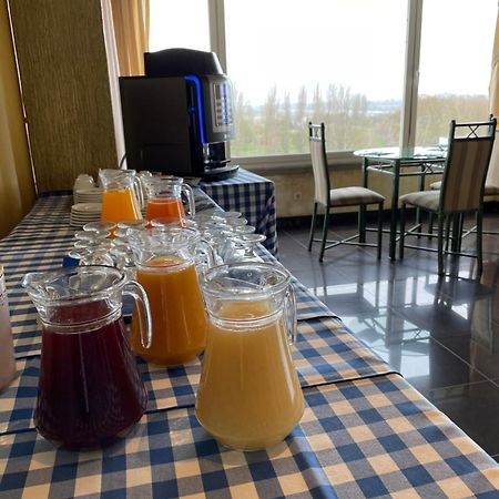 巴尔基尼亚新镇 Soltejo酒店 外观 照片